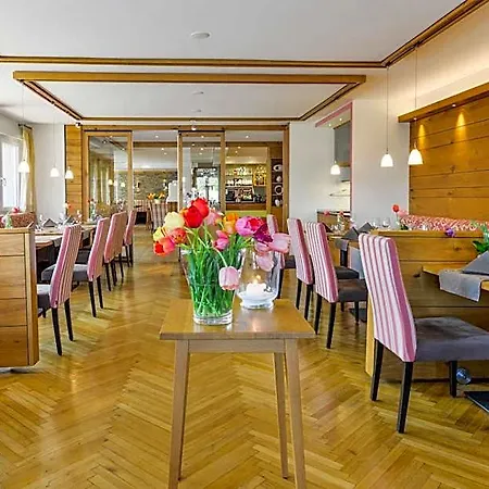Hotel Jauch's Loewen Hotel-restaurant