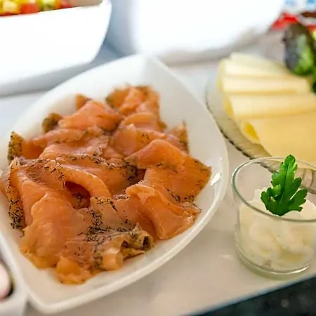 Jauch's Loewen Hotel-restaurant * Umkirch