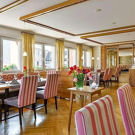 Hotel Jauch's Loewen Hotel-restaurant Umkirch